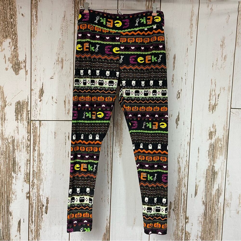 Faded Glory, Halloween EEK Print Leggings. Size Medium. In excellent condition!